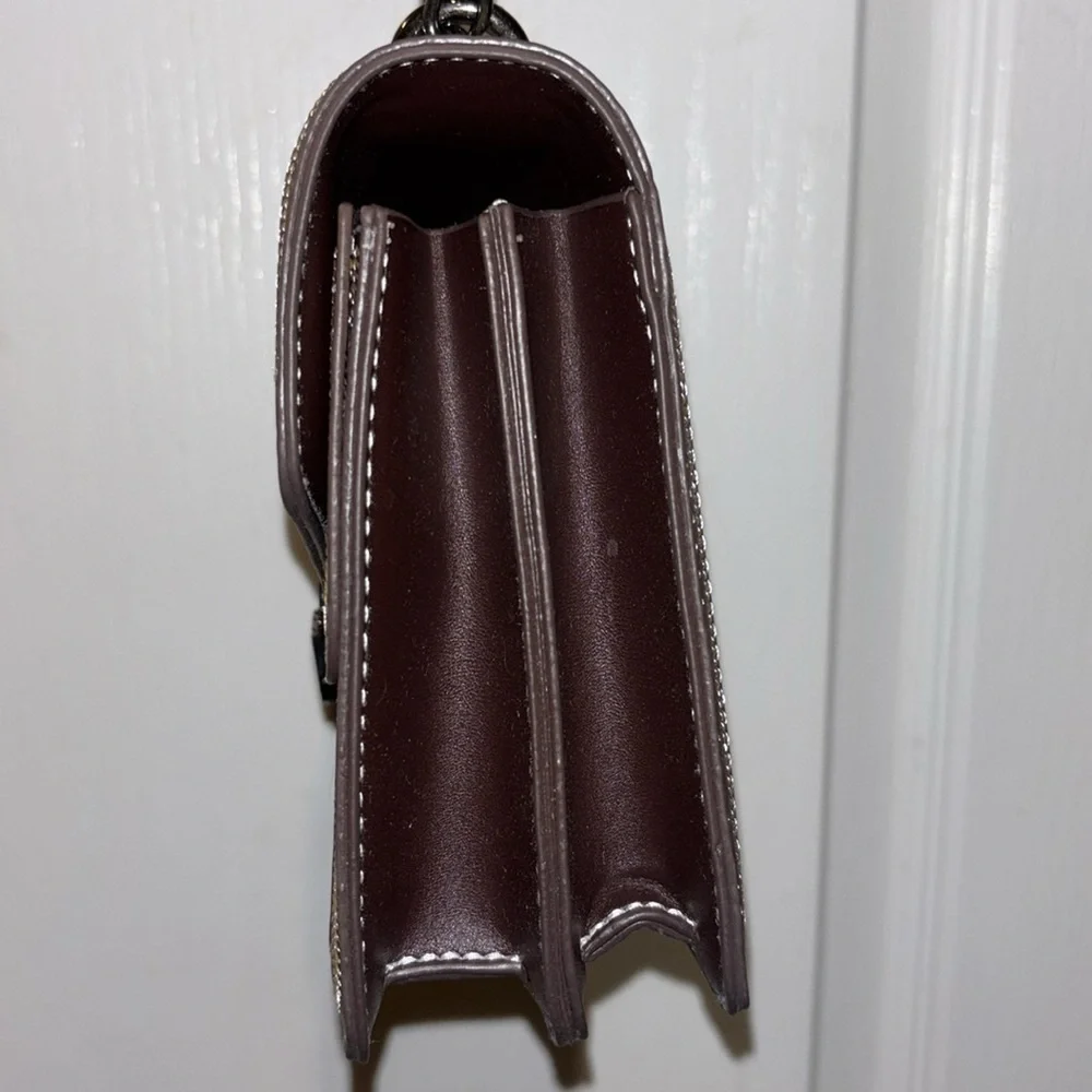 “FABULOUS”BEE BAG BROWN/WHITE VEGAN LEATHER CROSSBODY  DARK NICKEL TONED CHAIN